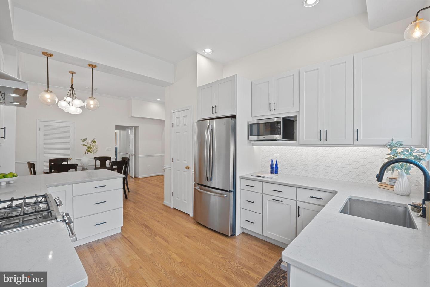 816 D ST NE, WASHINGTON, District Of Columbia 20002, 3 Bedrooms Bedrooms, ,2 BathroomsBathrooms,Residential,For sale,816 D ST NE,DCDC2209884 MLS # DCDC2209884