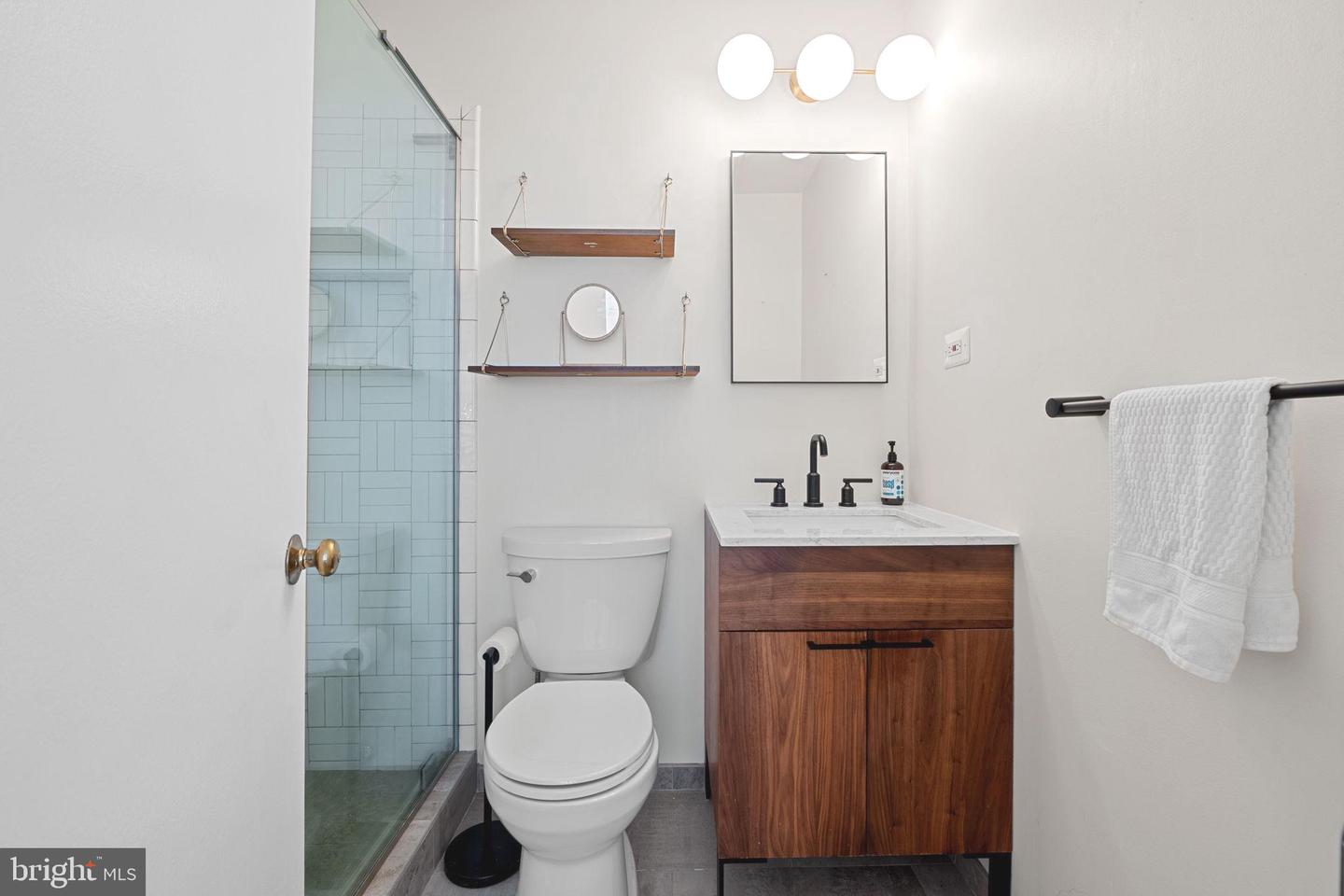 816 D ST NE, WASHINGTON, District Of Columbia 20002, 3 Bedrooms Bedrooms, ,2 BathroomsBathrooms,Residential,For sale,816 D ST NE,DCDC2209884 MLS # DCDC2209884