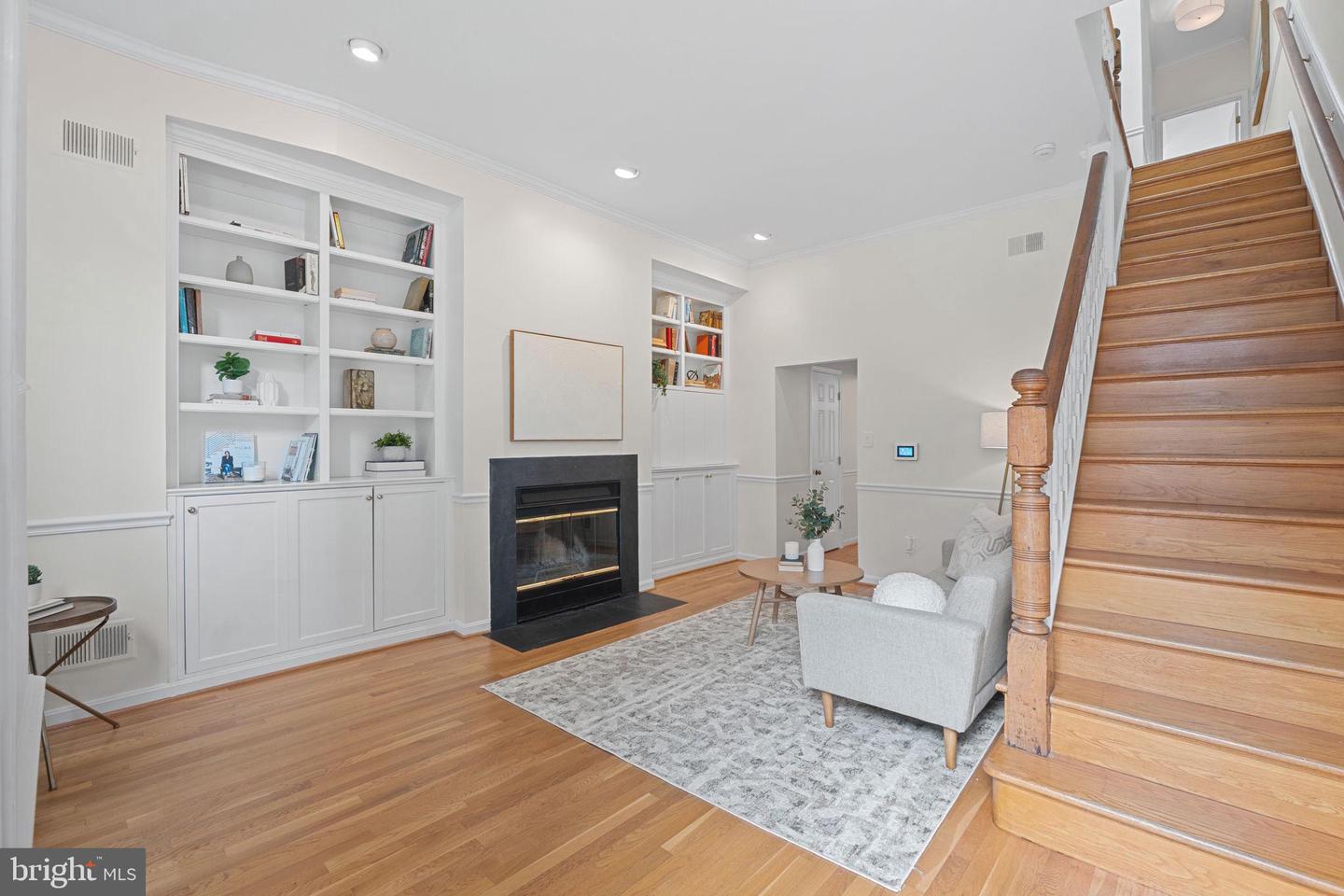 816 D ST NE, WASHINGTON, District Of Columbia 20002, 3 Bedrooms Bedrooms, ,2 BathroomsBathrooms,Residential,For sale,816 D ST NE,DCDC2209884 MLS # DCDC2209884