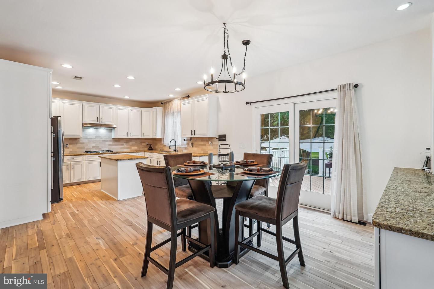 5518 HILLSMAN FARM LN, HAYMARKET, Virginia 20169, 4 Bedrooms Bedrooms, ,4 BathroomsBathrooms,Residential,For sale,5518 HILLSMAN FARM LN,VAPW2099016 MLS # VAPW2099016