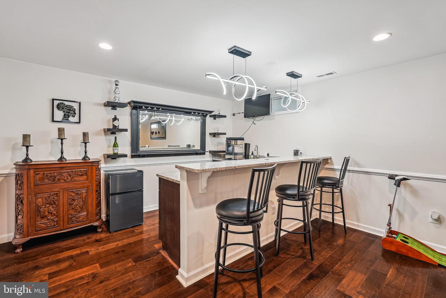 5518 HILLSMAN FARM LN, HAYMARKET, Virginia 20169, 4 Bedrooms Bedrooms, ,4 BathroomsBathrooms,Residential,For sale,5518 HILLSMAN FARM LN,VAPW2099016 MLS # VAPW2099016