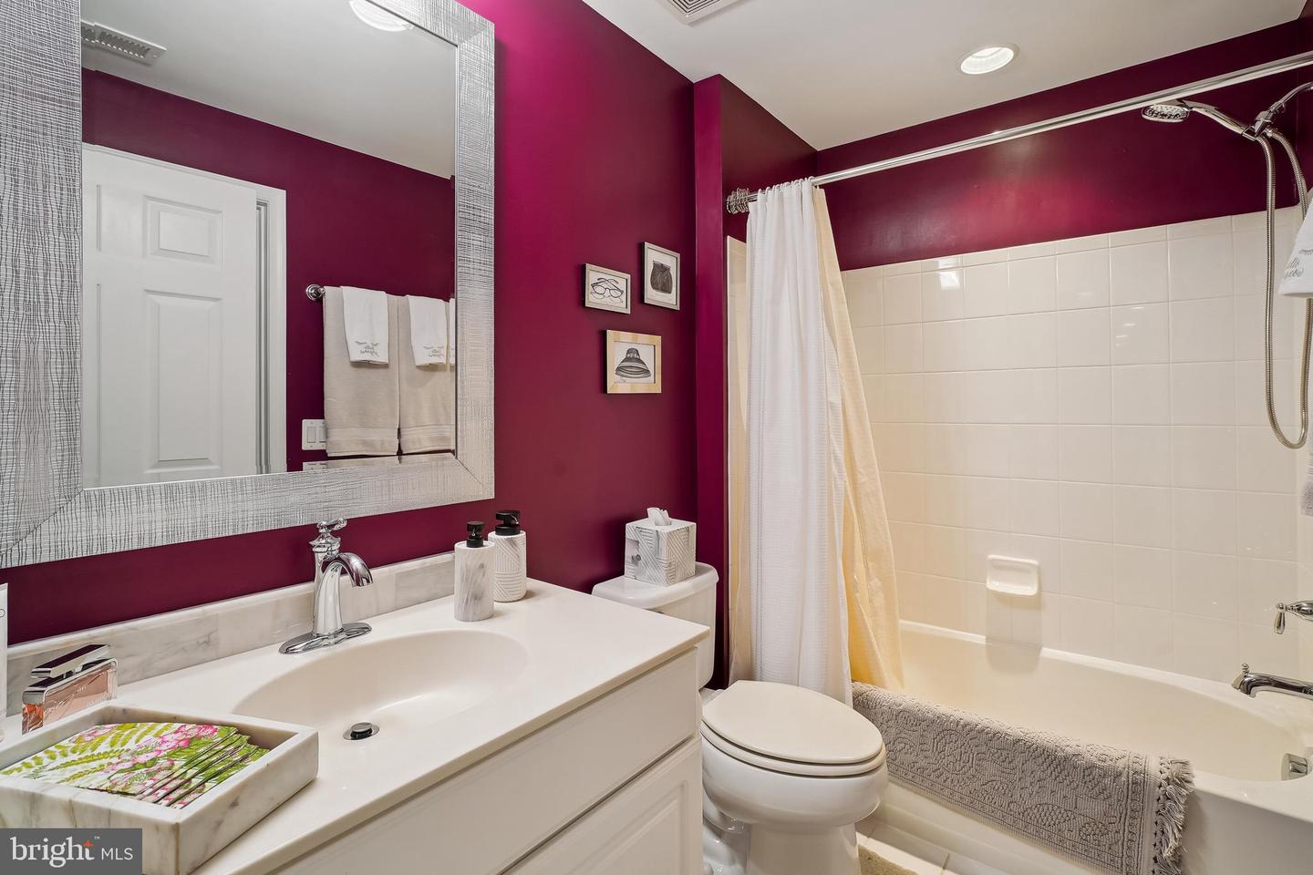 34 BATTERY POINT DR, FREDERICKSBURG, Virginia 22406, 3 Bedrooms Bedrooms, ,3 BathroomsBathrooms,Residential,For sale,34 BATTERY POINT DR,VAST2040708 MLS # VAST2040708