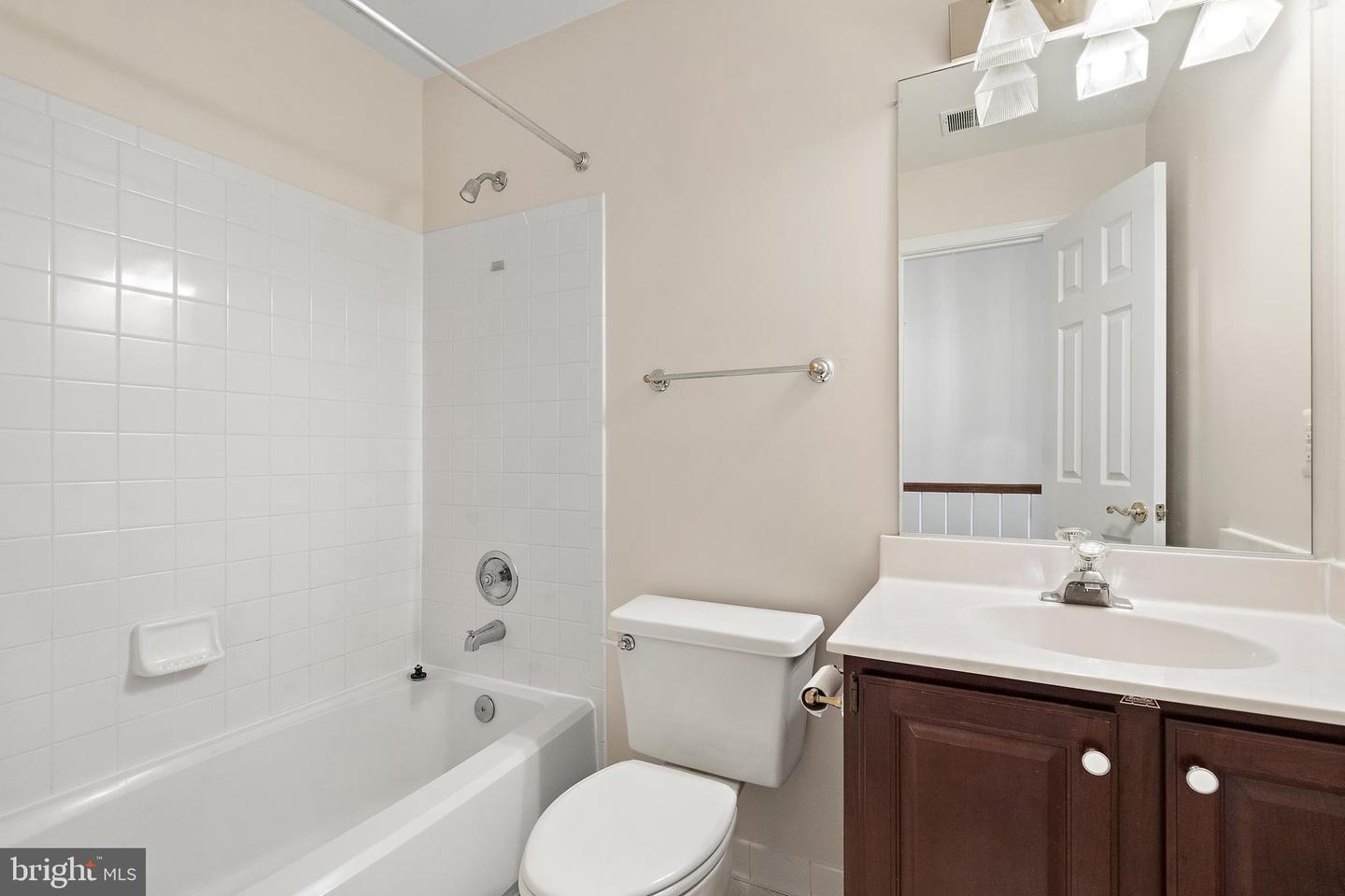 6609 DUNWICH WAY, ALEXANDRIA, Virginia 22315, 3 Bedrooms Bedrooms, ,3 BathroomsBathrooms,Residential,For sale,6609 DUNWICH WAY,VAFX2254982 MLS # VAFX2254982