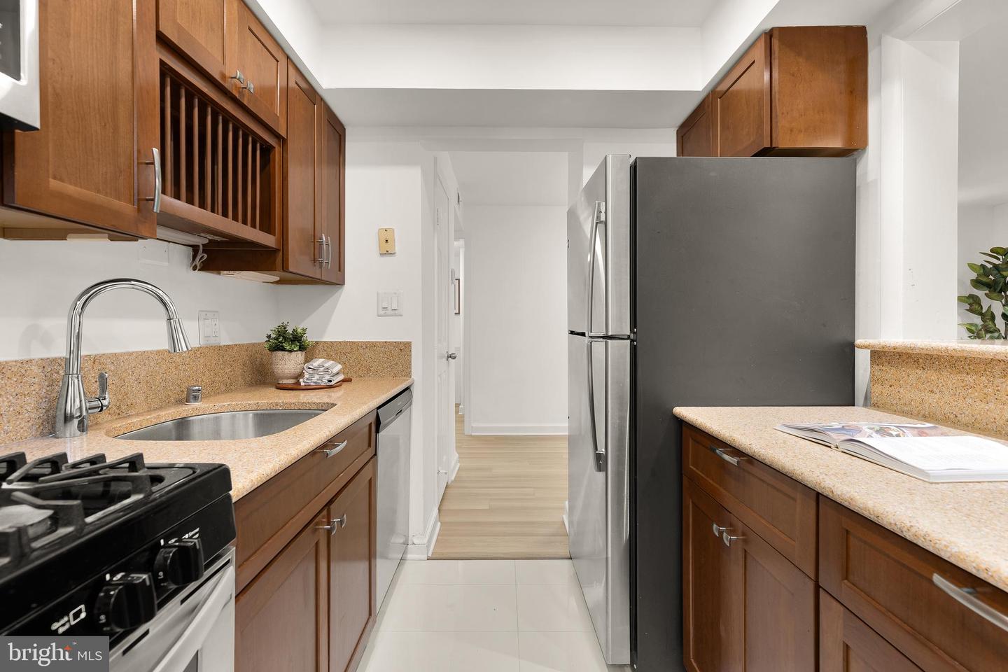 2723 ORDWAY ST NW #2, WASHINGTON, District Of Columbia 20008, 1 Bedroom Bedrooms, 3 Rooms Rooms,1 BathroomBathrooms,Residential,For sale,2723 ORDWAY ST NW #2,DCDC2209902 MLS # DCDC2209902
