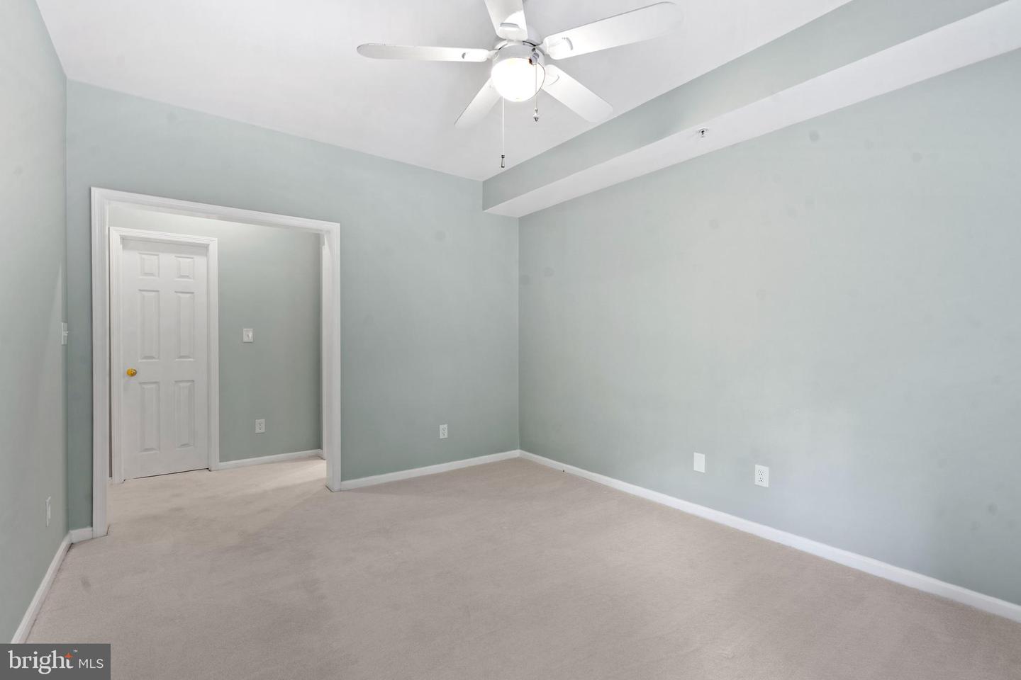 1344-C GARDEN WALL CIR #510, RESTON, Virginia 20194, 2 Bedrooms Bedrooms, ,2 BathroomsBathrooms,Residential,For sale,1344-C GARDEN WALL CIR #510,VAFX2254986 MLS # VAFX2254986