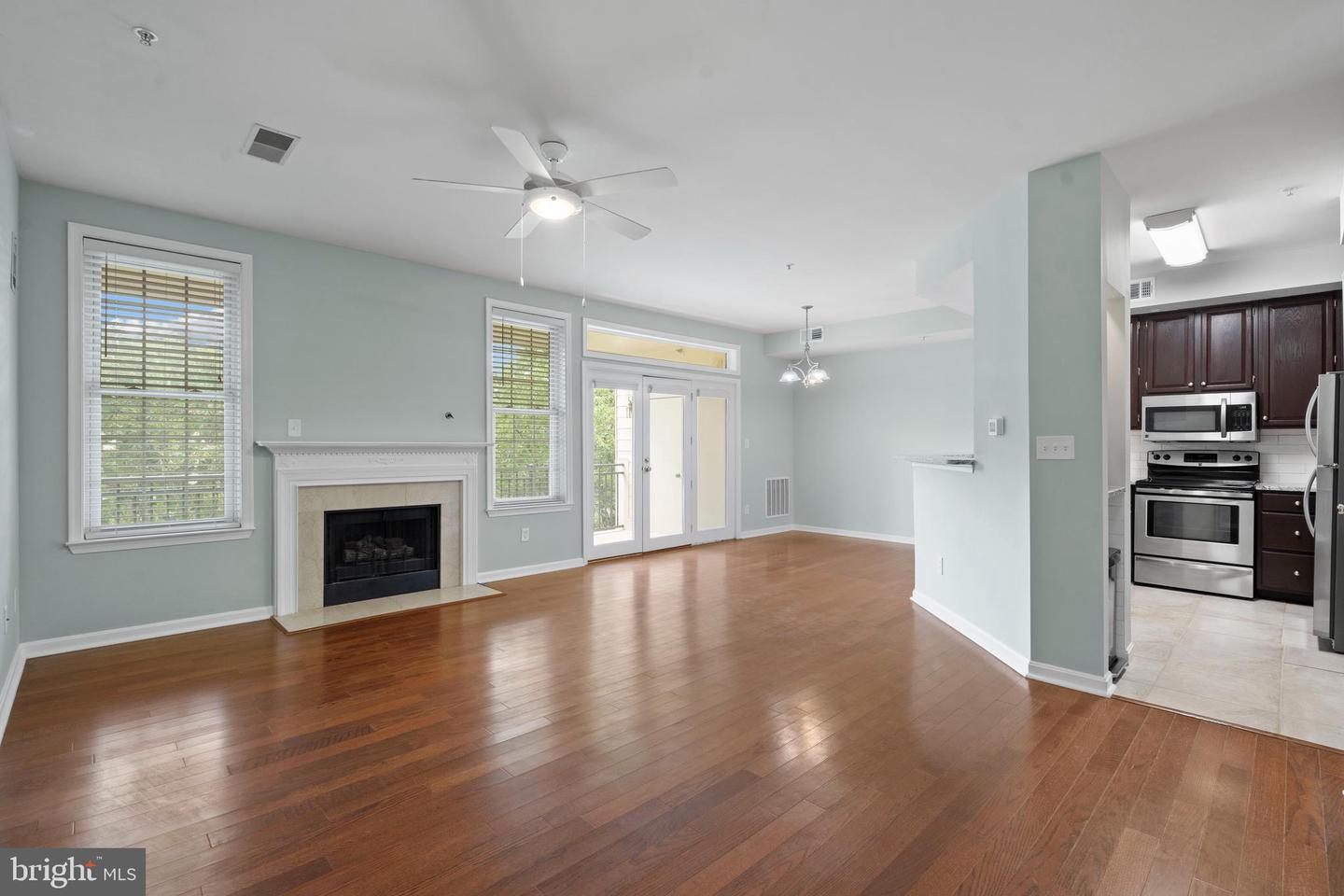 1344-C GARDEN WALL CIR #510, RESTON, Virginia 20194, 2 Bedrooms Bedrooms, ,2 BathroomsBathrooms,Residential,For sale,1344-C GARDEN WALL CIR #510,VAFX2254986 MLS # VAFX2254986