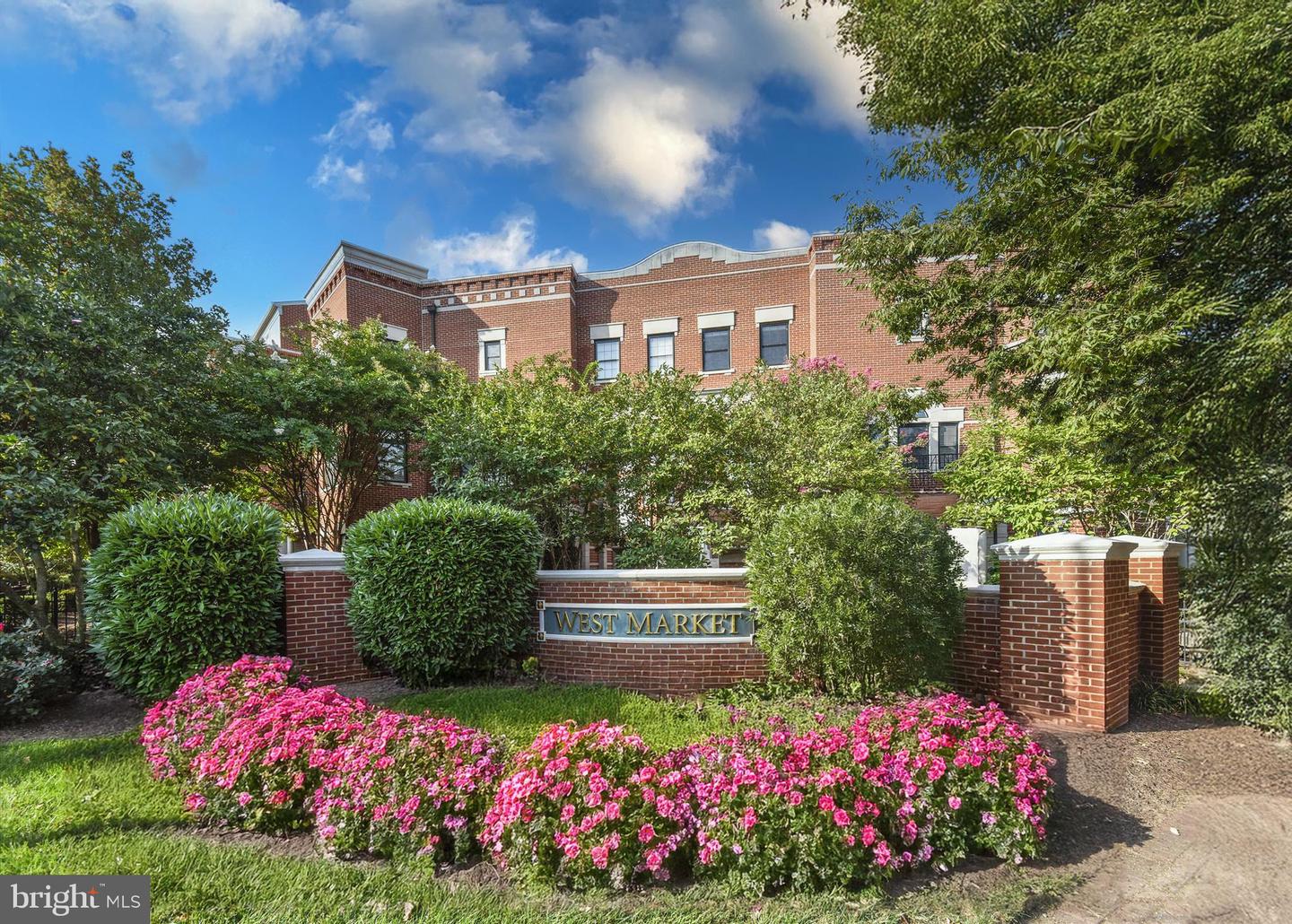 1344-C GARDEN WALL CIR #510, RESTON, Virginia 20194, 2 Bedrooms Bedrooms, ,2 BathroomsBathrooms,Residential,For sale,1344-C GARDEN WALL CIR #510,VAFX2254986 MLS # VAFX2254986