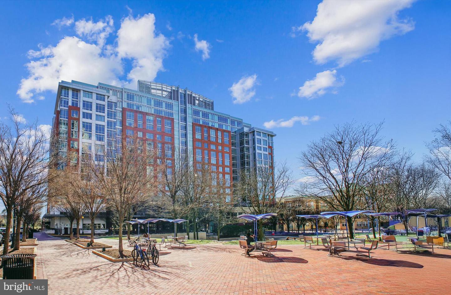 1344-C GARDEN WALL CIR #510, RESTON, Virginia 20194, 2 Bedrooms Bedrooms, ,2 BathroomsBathrooms,Residential,For sale,1344-C GARDEN WALL CIR #510,VAFX2254986 MLS # VAFX2254986