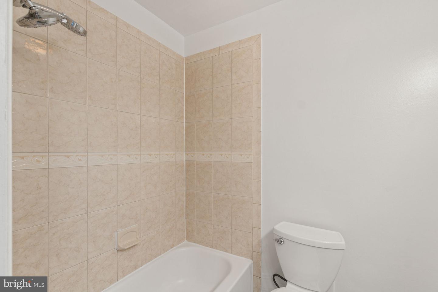 14635 BALSAM ST, WOODBRIDGE, Virginia 22191, 3 Bedrooms Bedrooms, ,2 BathroomsBathrooms,Residential,For sale,14635 BALSAM ST,VAPW2099028 MLS # VAPW2099028