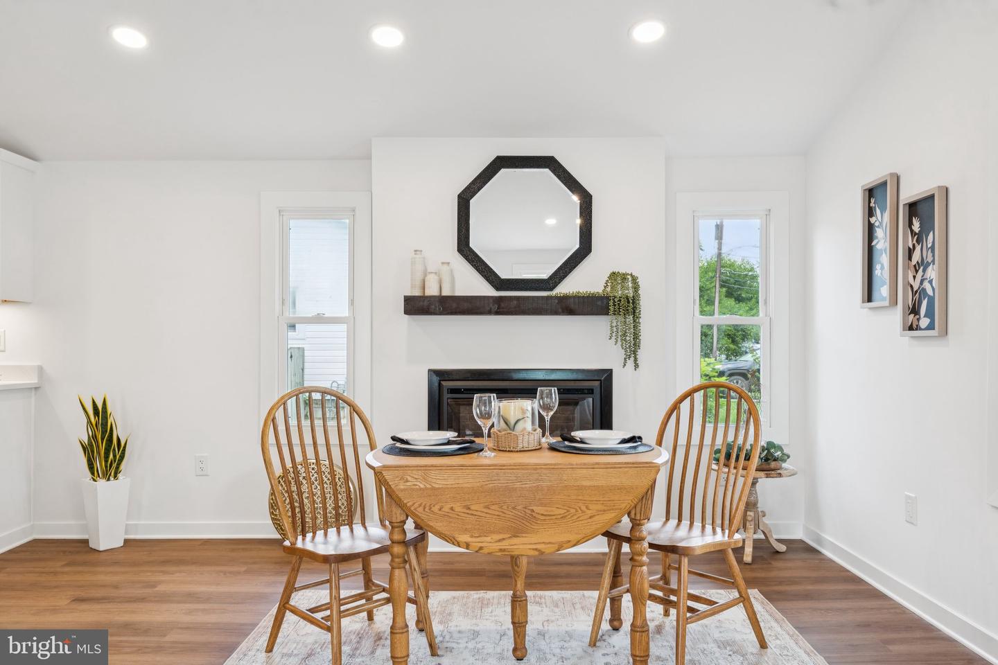 567 YORK AVE, WINCHESTER, Virginia 22601, 3 Bedrooms Bedrooms, ,2 BathroomsBathrooms,Residential,For sale,567 YORK AVE,VAWI2008664 MLS # VAWI2008664