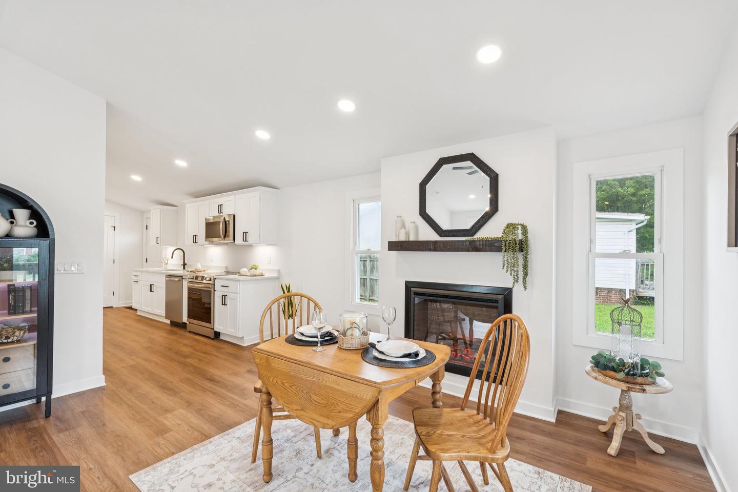 567 YORK AVE, WINCHESTER, Virginia 22601, 3 Bedrooms Bedrooms, ,2 BathroomsBathrooms,Residential,For sale,567 YORK AVE,VAWI2008664 MLS # VAWI2008664