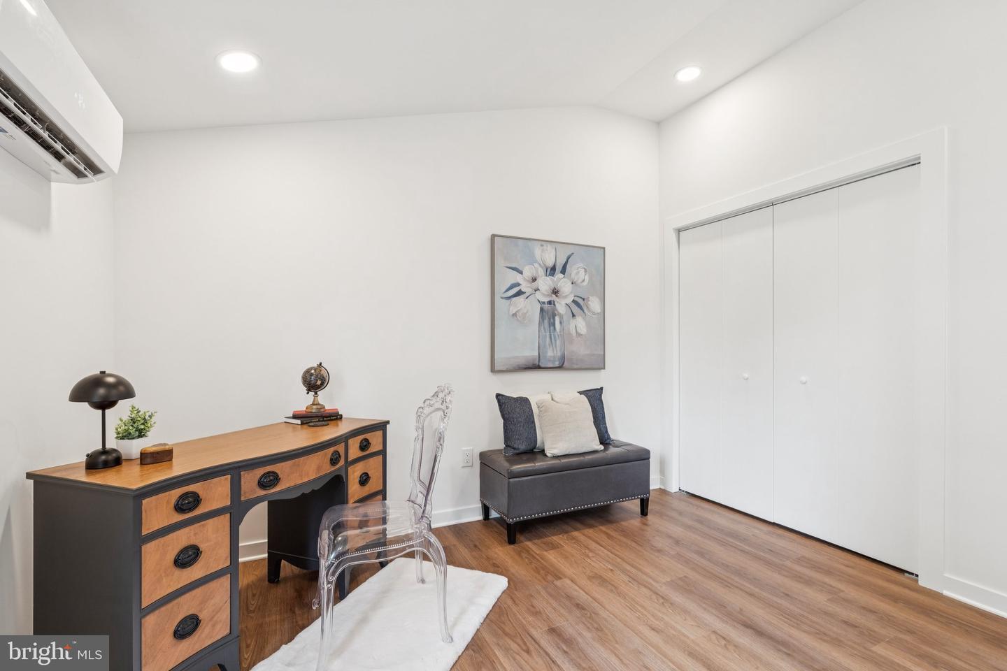 567 YORK AVE, WINCHESTER, Virginia 22601, 3 Bedrooms Bedrooms, ,2 BathroomsBathrooms,Residential,For sale,567 YORK AVE,VAWI2008664 MLS # VAWI2008664