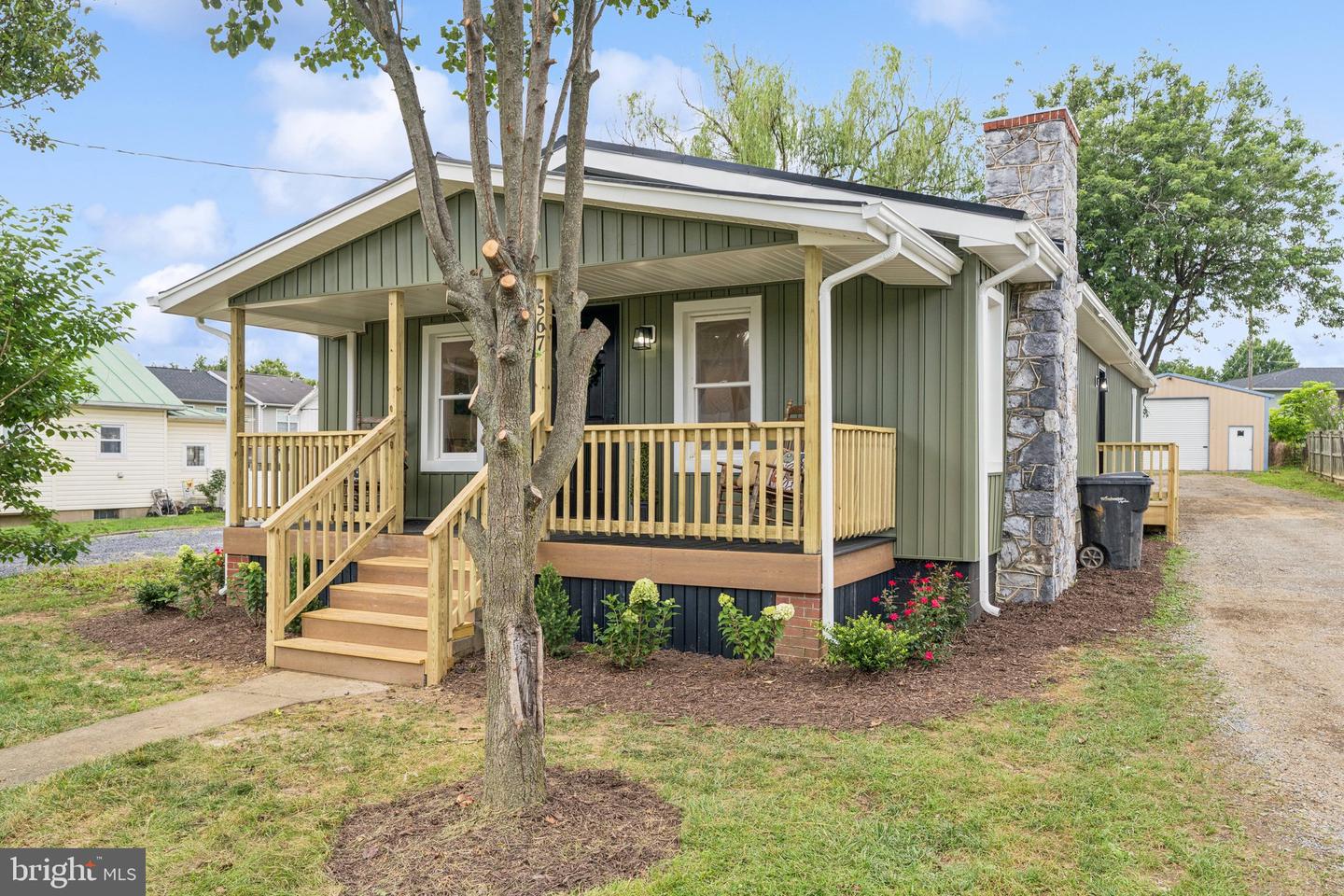 567 YORK AVE, WINCHESTER, Virginia 22601, 3 Bedrooms Bedrooms, ,2 BathroomsBathrooms,Residential,For sale,567 YORK AVE,VAWI2008664 MLS # VAWI2008664