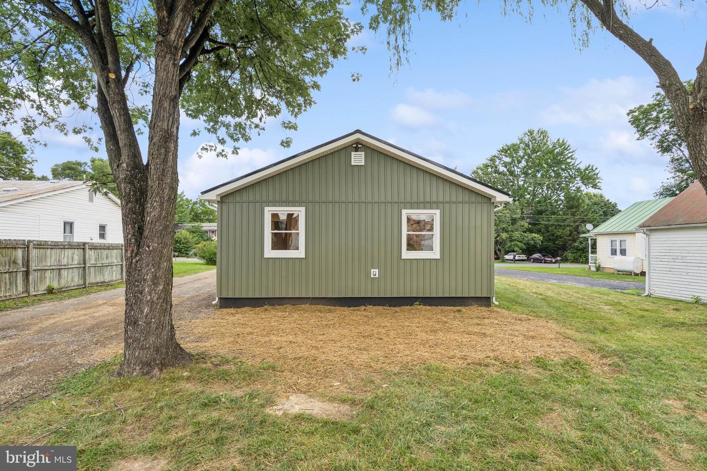567 YORK AVE, WINCHESTER, Virginia 22601, 3 Bedrooms Bedrooms, ,2 BathroomsBathrooms,Residential,For sale,567 YORK AVE,VAWI2008664 MLS # VAWI2008664