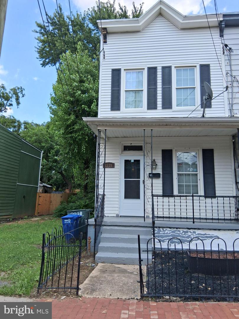 2226 CHESTER ST SE, WASHINGTON, District Of Columbia 20020, 3 Bedrooms Bedrooms, ,1 BathroomBathrooms,Residential,For sale,2226 CHESTER ST SE,DCDC2210214 MLS # DCDC2210214