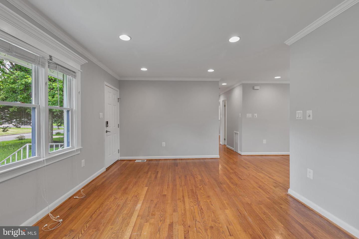 3911 EGAN DR, FAIRFAX, Virginia 22030, 4 Bedrooms Bedrooms, ,3 BathroomsBathrooms,Residential,For sale,3911 EGAN DR,VAFC2006616 MLS # VAFC2006616