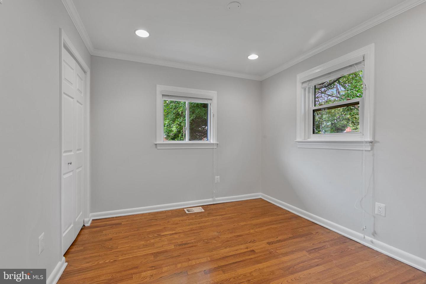 3911 EGAN DR, FAIRFAX, Virginia 22030, 4 Bedrooms Bedrooms, ,3 BathroomsBathrooms,Residential,For sale,3911 EGAN DR,VAFC2006616 MLS # VAFC2006616