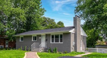 3911 EGAN DR, FAIRFAX, Virginia 22030, 4 Bedrooms Bedrooms, ,3 BathroomsBathrooms,Residential,For sale,3911 EGAN DR,VAFC2006616 MLS # VAFC2006616