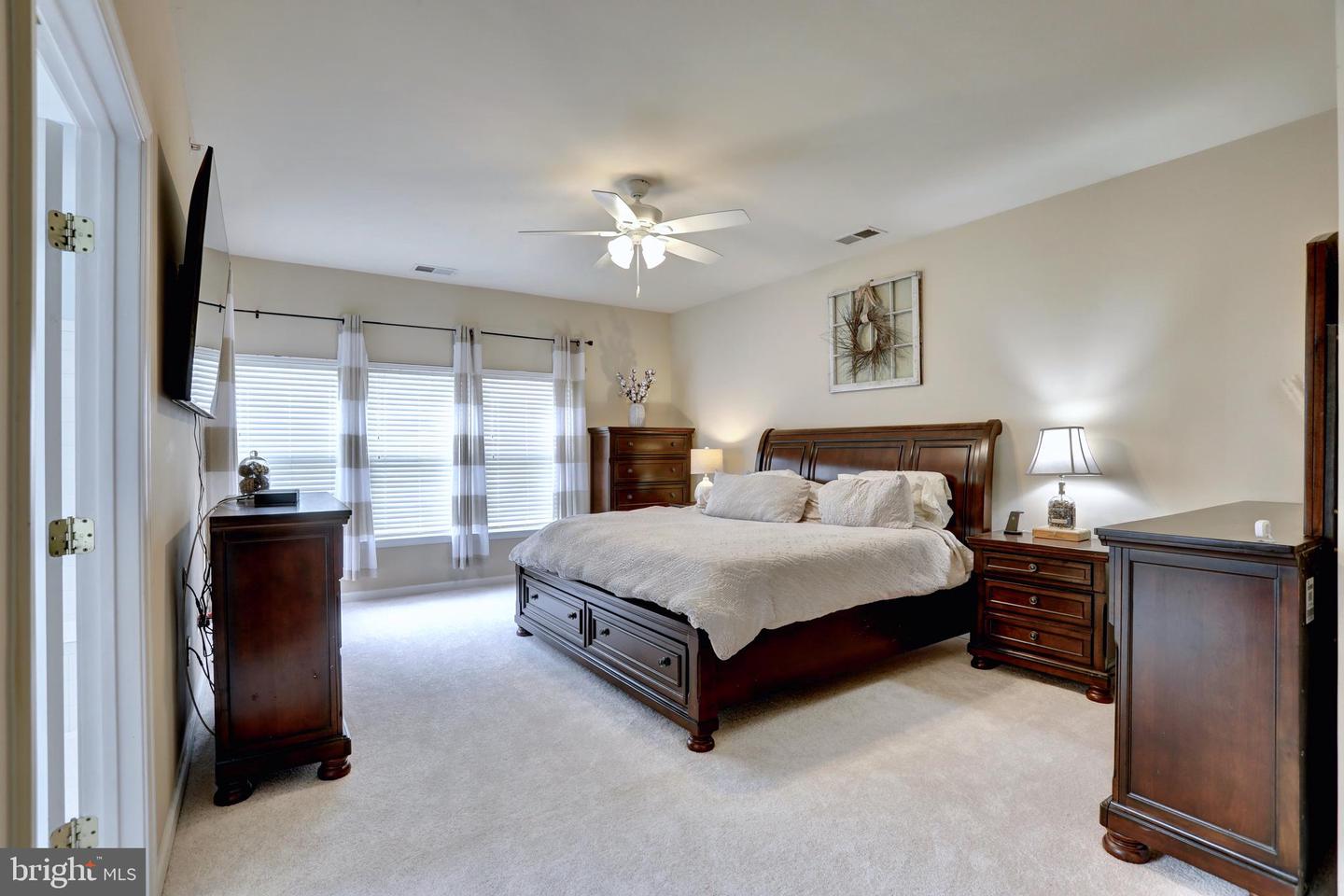 10119 ORLAND STONE DR, BRISTOW, Virginia 20136, 4 Bedrooms Bedrooms, ,3 BathroomsBathrooms,Residential,For sale,10119 ORLAND STONE DR,VAPW2099032 MLS # VAPW2099032