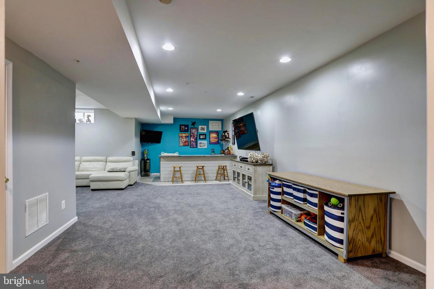 10119 ORLAND STONE DR, BRISTOW, Virginia 20136, 4 Bedrooms Bedrooms, ,3 BathroomsBathrooms,Residential,For sale,10119 ORLAND STONE DR,VAPW2099032 MLS # VAPW2099032