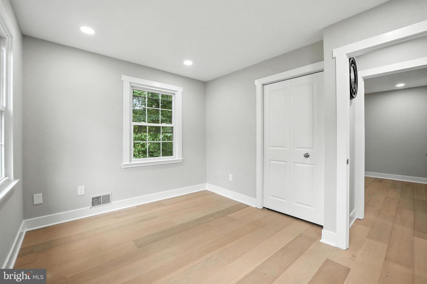 9510 CHERRY OAK CT, BURKE, Virginia 22015, 3 Bedrooms Bedrooms, ,3 BathroomsBathrooms,Residential,For sale,9510 CHERRY OAK CT,VAFX2255396 MLS # VAFX2255396