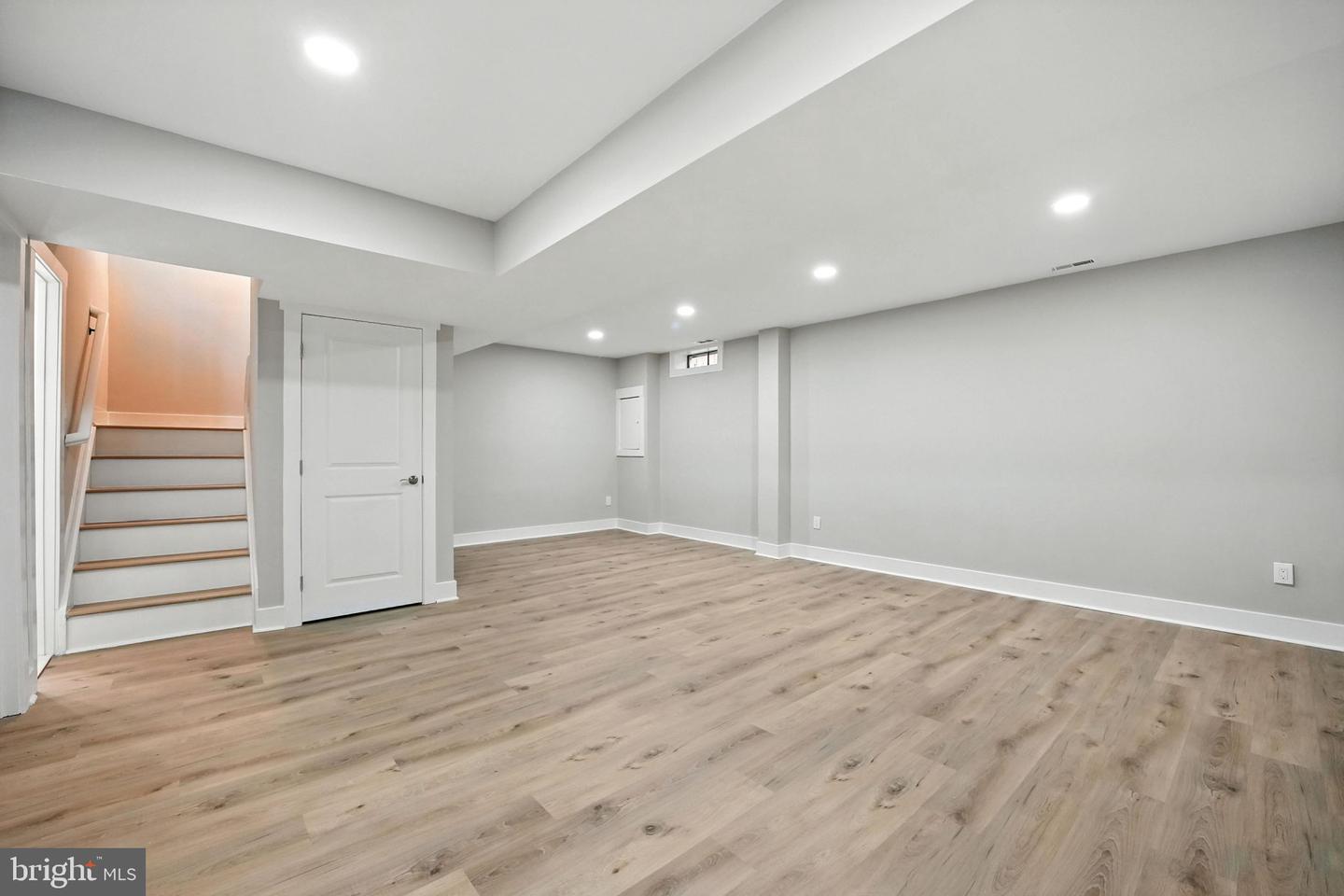 9510 CHERRY OAK CT, BURKE, Virginia 22015, 3 Bedrooms Bedrooms, ,3 BathroomsBathrooms,Residential,For sale,9510 CHERRY OAK CT,VAFX2255396 MLS # VAFX2255396