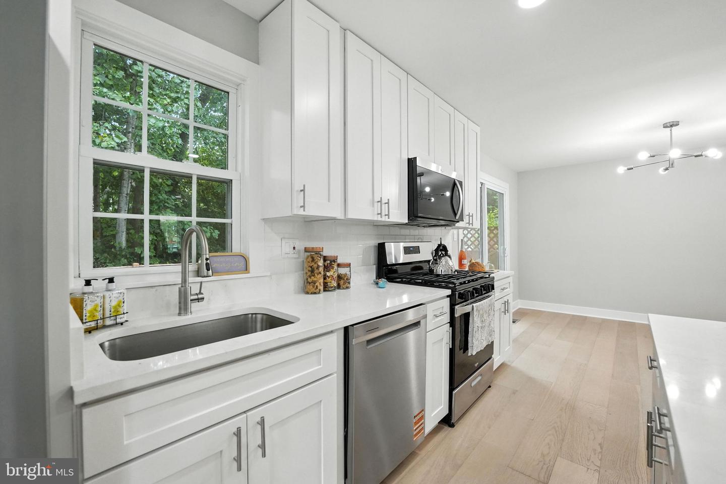 9510 CHERRY OAK CT, BURKE, Virginia 22015, 3 Bedrooms Bedrooms, ,3 BathroomsBathrooms,Residential,For sale,9510 CHERRY OAK CT,VAFX2255396 MLS # VAFX2255396