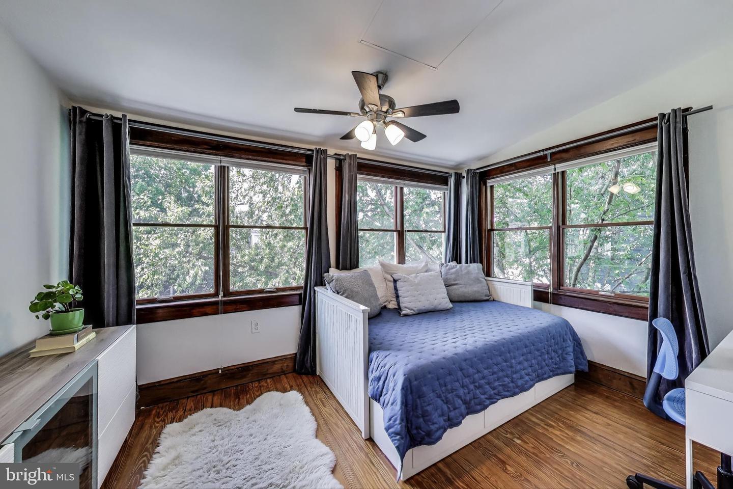 1819 D ST SE, WASHINGTON, District Of Columbia 20003, 4 Bedrooms Bedrooms, ,3 BathroomsBathrooms,Residential,For sale,1819 D ST SE,DCDC2210050 MLS # DCDC2210050