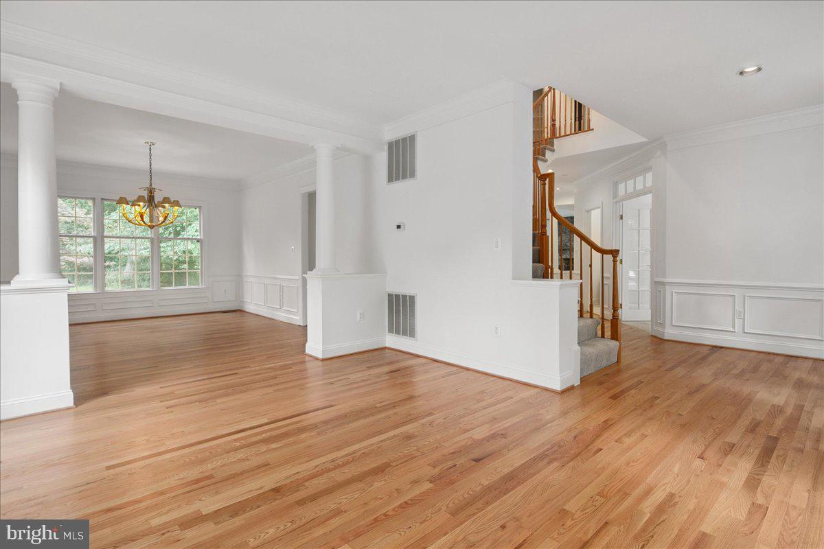 11408 GREEN MOOR LN, OAKTON, Virginia 22124, 5 Bedrooms Bedrooms, ,4 BathroomsBathrooms,Residential,For sale,11408 GREEN MOOR LN,VAFX2255166 MLS # VAFX2255166