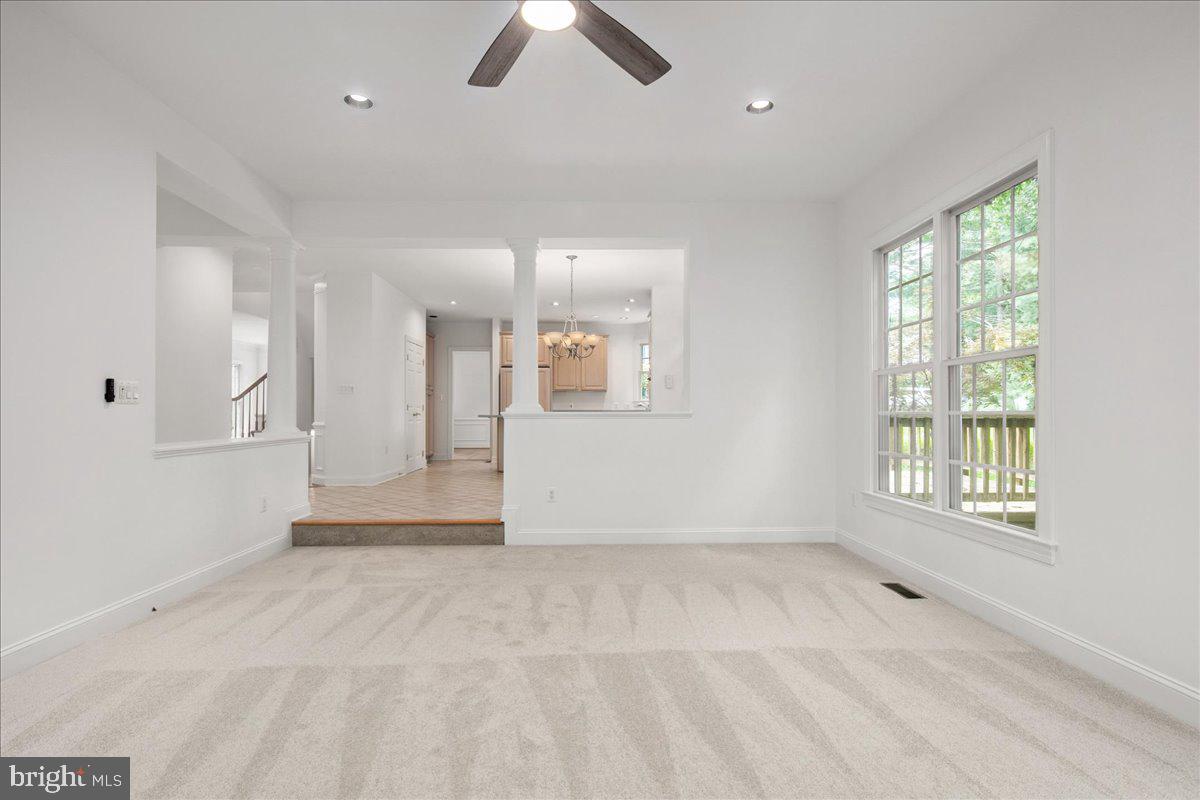 11408 GREEN MOOR LN, OAKTON, Virginia 22124, 5 Bedrooms Bedrooms, ,4 BathroomsBathrooms,Residential,For sale,11408 GREEN MOOR LN,VAFX2255166 MLS # VAFX2255166