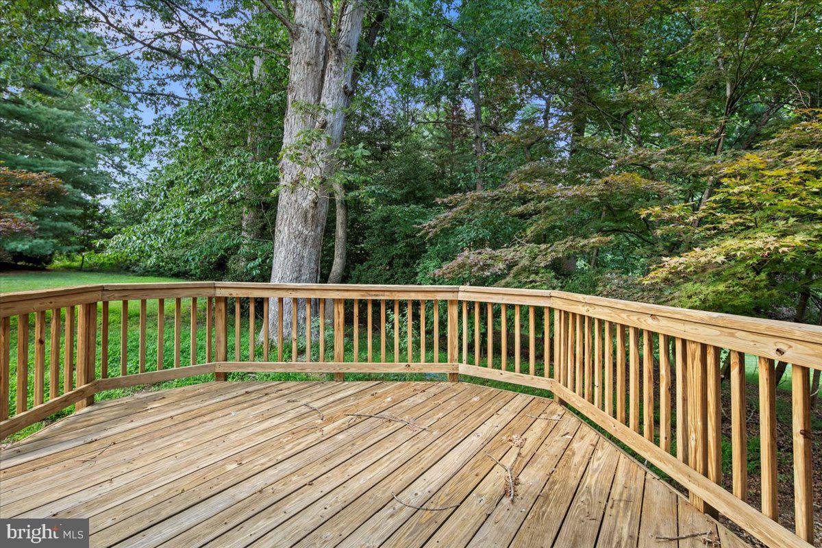 11408 GREEN MOOR LN, OAKTON, Virginia 22124, 5 Bedrooms Bedrooms, ,4 BathroomsBathrooms,Residential,For sale,11408 GREEN MOOR LN,VAFX2255166 MLS # VAFX2255166