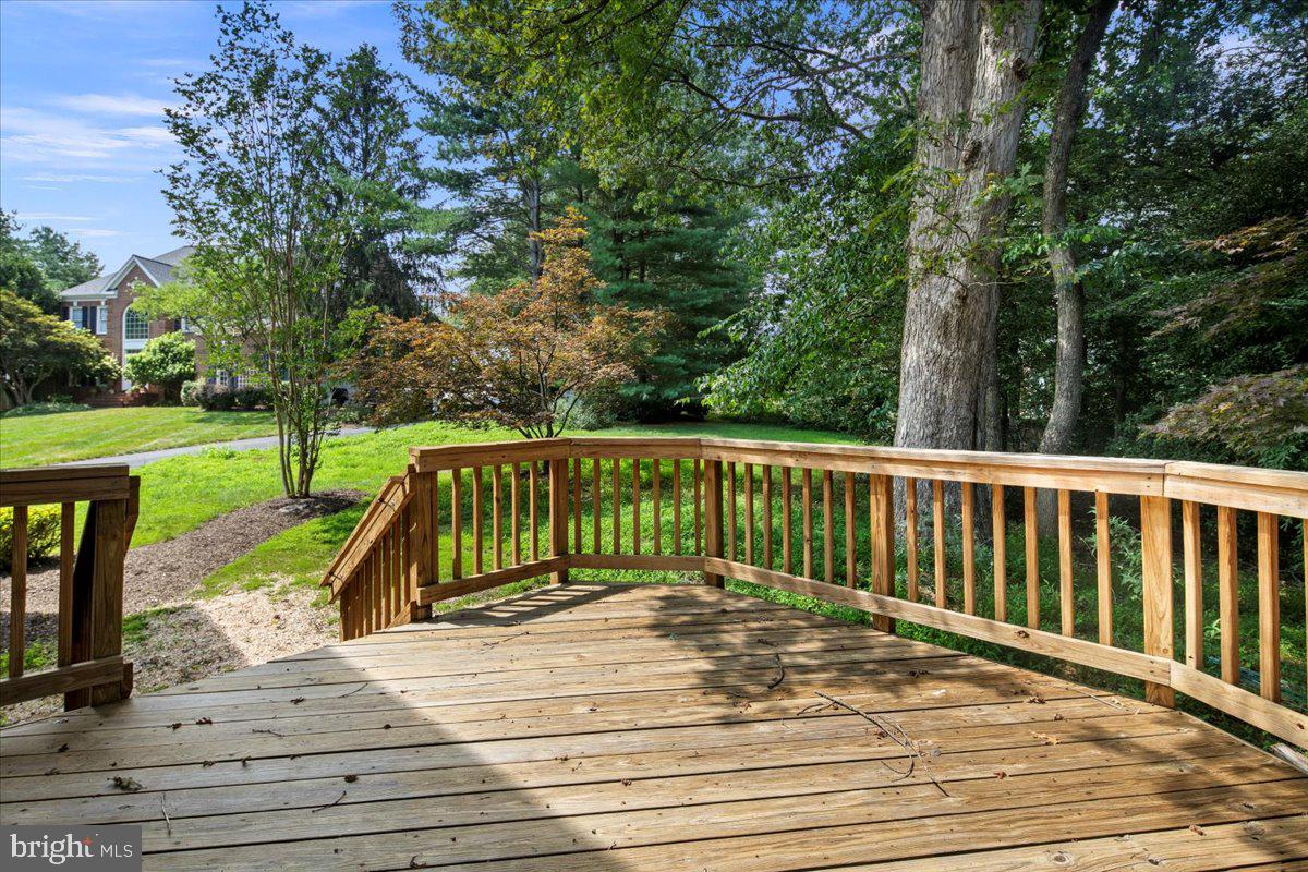 11408 GREEN MOOR LN, OAKTON, Virginia 22124, 5 Bedrooms Bedrooms, ,4 BathroomsBathrooms,Residential,For sale,11408 GREEN MOOR LN,VAFX2255166 MLS # VAFX2255166