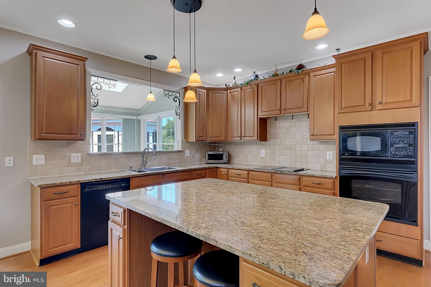 17485 WHITE GATE PL, LEESBURG, Virginia 20175, 5 Bedrooms Bedrooms, ,4 BathroomsBathrooms,Residential,For sale,17485 WHITE GATE PL,VALO2101994 MLS # VALO2101994