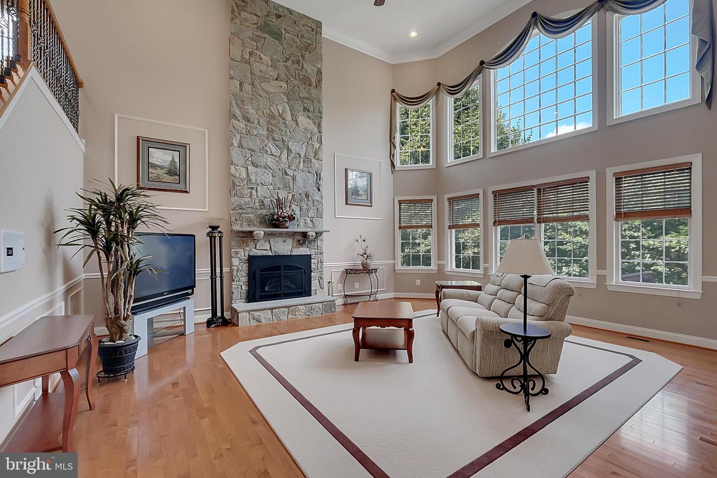 17485 WHITE GATE PL, LEESBURG, Virginia 20175, 5 Bedrooms Bedrooms, ,4 BathroomsBathrooms,Residential,For sale,17485 WHITE GATE PL,VALO2101994 MLS # VALO2101994