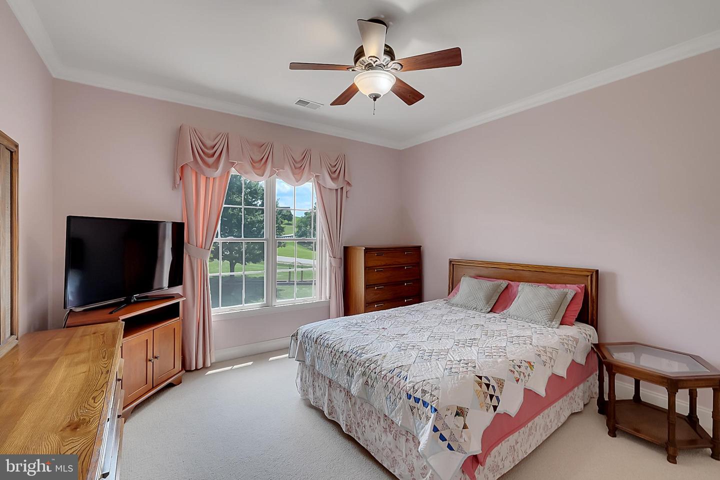 17485 WHITE GATE PL, LEESBURG, Virginia 20175, 5 Bedrooms Bedrooms, ,4 BathroomsBathrooms,Residential,For sale,17485 WHITE GATE PL,VALO2101994 MLS # VALO2101994