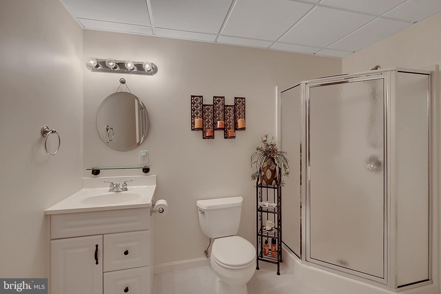 17485 WHITE GATE PL, LEESBURG, Virginia 20175, 5 Bedrooms Bedrooms, ,4 BathroomsBathrooms,Residential,For sale,17485 WHITE GATE PL,VALO2101994 MLS # VALO2101994