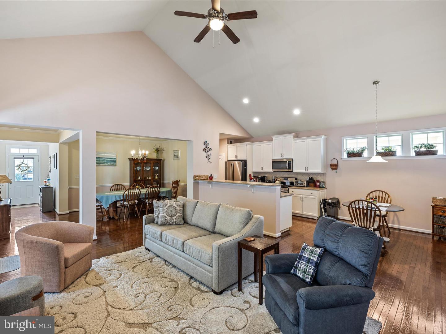 109 BLEEDING HEART DR, WHITE POST, Virginia 22663, 3 Bedrooms Bedrooms, ,2 BathroomsBathrooms,Residential,For sale,109 BLEEDING HEART DR,VAFV2035418 MLS # VAFV2035418
