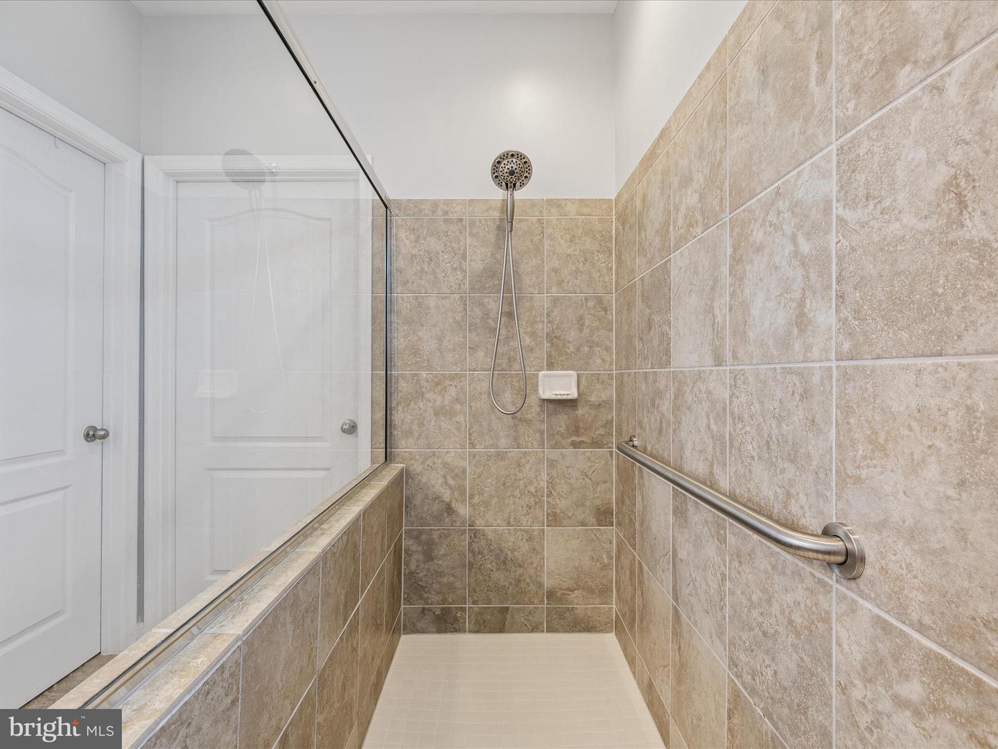 109 BLEEDING HEART DR, WHITE POST, Virginia 22663, 3 Bedrooms Bedrooms, ,2 BathroomsBathrooms,Residential,For sale,109 BLEEDING HEART DR,VAFV2035418 MLS # VAFV2035418