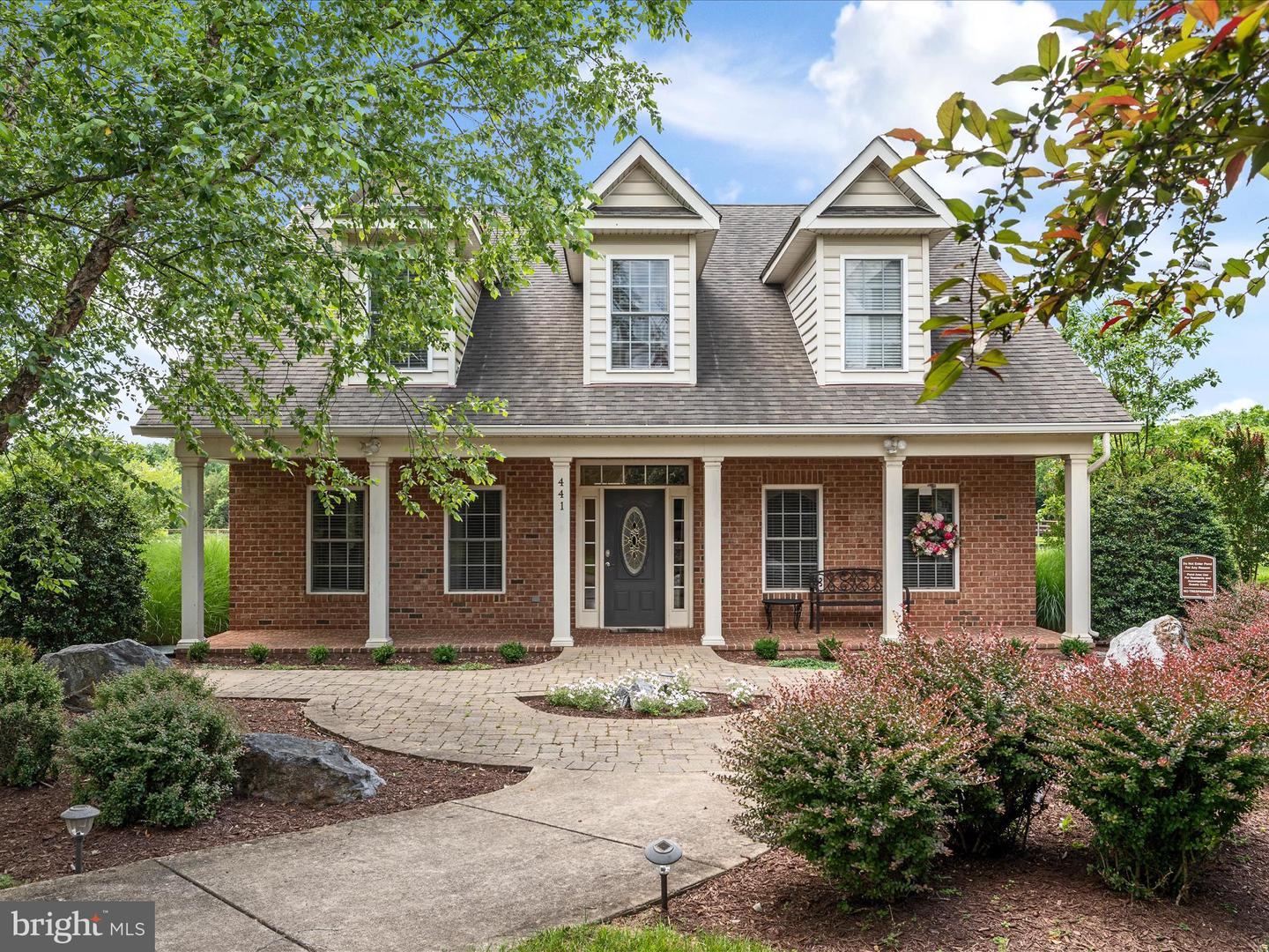 109 BLEEDING HEART DR, WHITE POST, Virginia 22663, 3 Bedrooms Bedrooms, ,2 BathroomsBathrooms,Residential,For sale,109 BLEEDING HEART DR,VAFV2035418 MLS # VAFV2035418