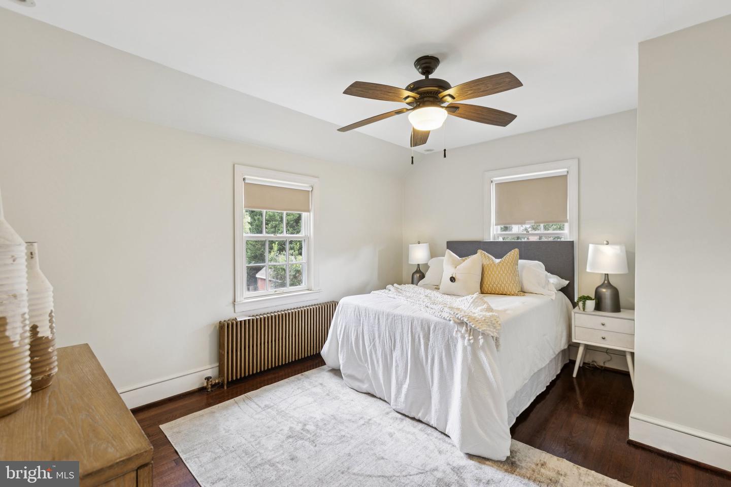 3511 3RD ST N, ARLINGTON, Virginia 22201, 3 Bedrooms Bedrooms, ,1 BathroomBathrooms,Residential,For sale,3511 3RD ST N,VAAR2060640 MLS # VAAR2060640