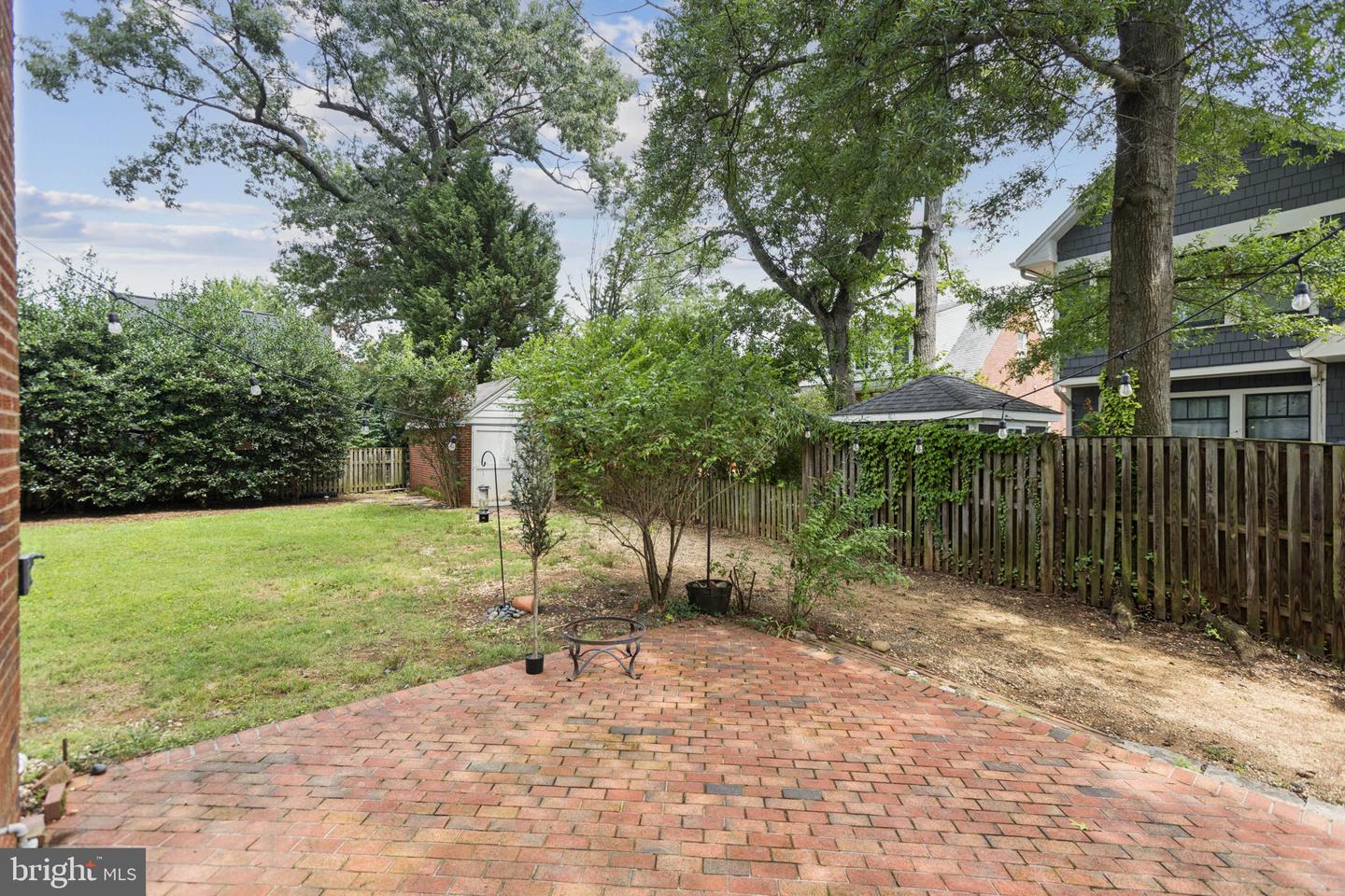 3511 3RD ST N, ARLINGTON, Virginia 22201, 3 Bedrooms Bedrooms, ,1 BathroomBathrooms,Residential,For sale,3511 3RD ST N,VAAR2060640 MLS # VAAR2060640