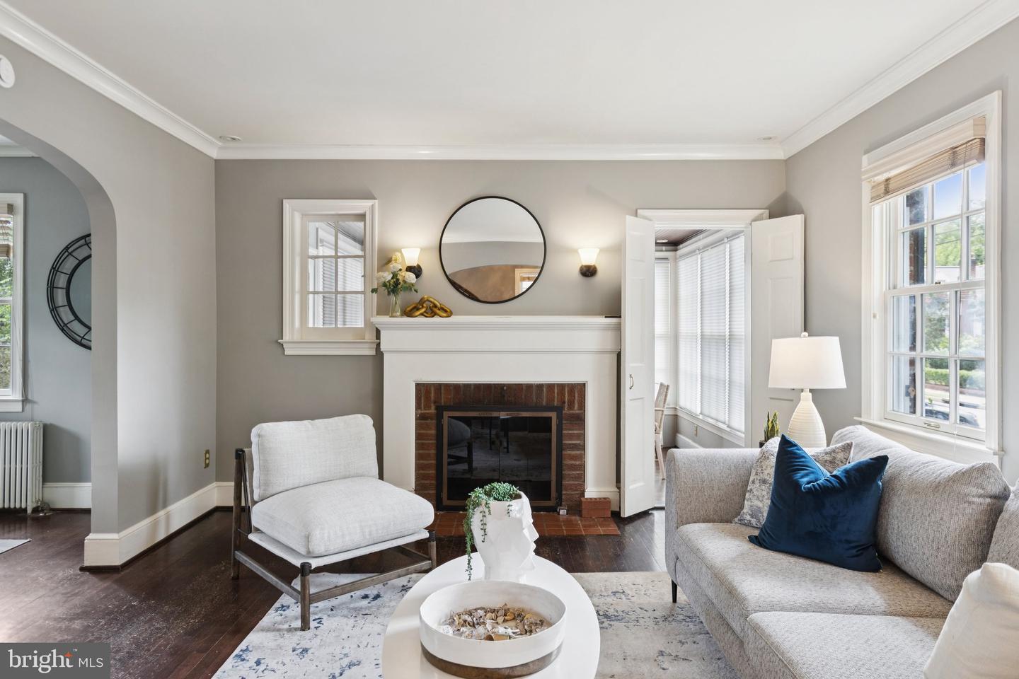 3511 3RD ST N, ARLINGTON, Virginia 22201, 3 Bedrooms Bedrooms, ,1 BathroomBathrooms,Residential,For sale,3511 3RD ST N,VAAR2060640 MLS # VAAR2060640