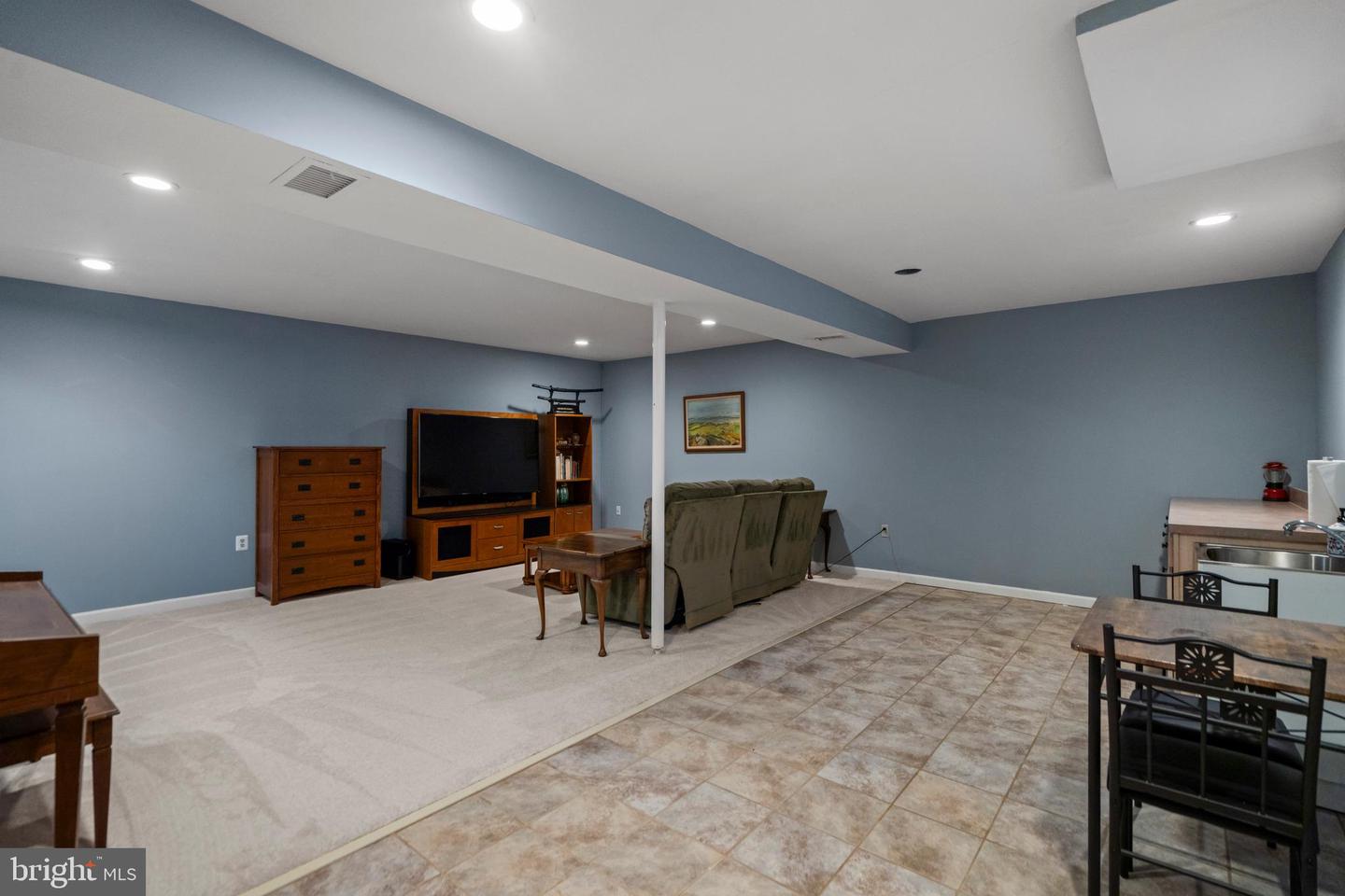 444 SUGARLAND RUN DR, STERLING, Virginia 20164, 3 Bedrooms Bedrooms, ,2 BathroomsBathrooms,Residential,For sale,444 SUGARLAND RUN DR,VALO2102012 MLS # VALO2102012