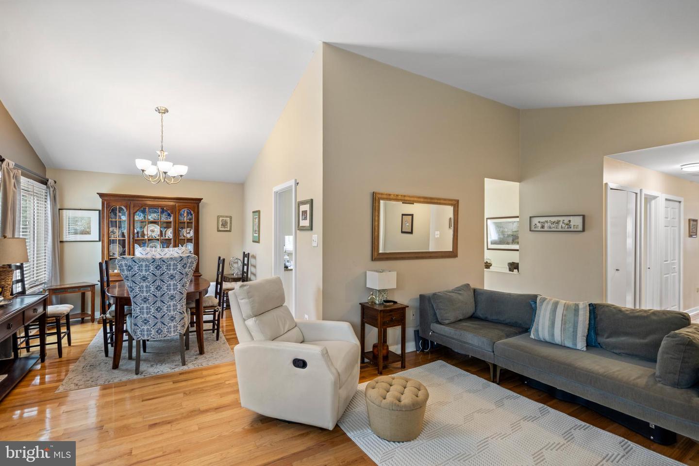 444 SUGARLAND RUN DR, STERLING, Virginia 20164, 3 Bedrooms Bedrooms, ,2 BathroomsBathrooms,Residential,For sale,444 SUGARLAND RUN DR,VALO2102012 MLS # VALO2102012