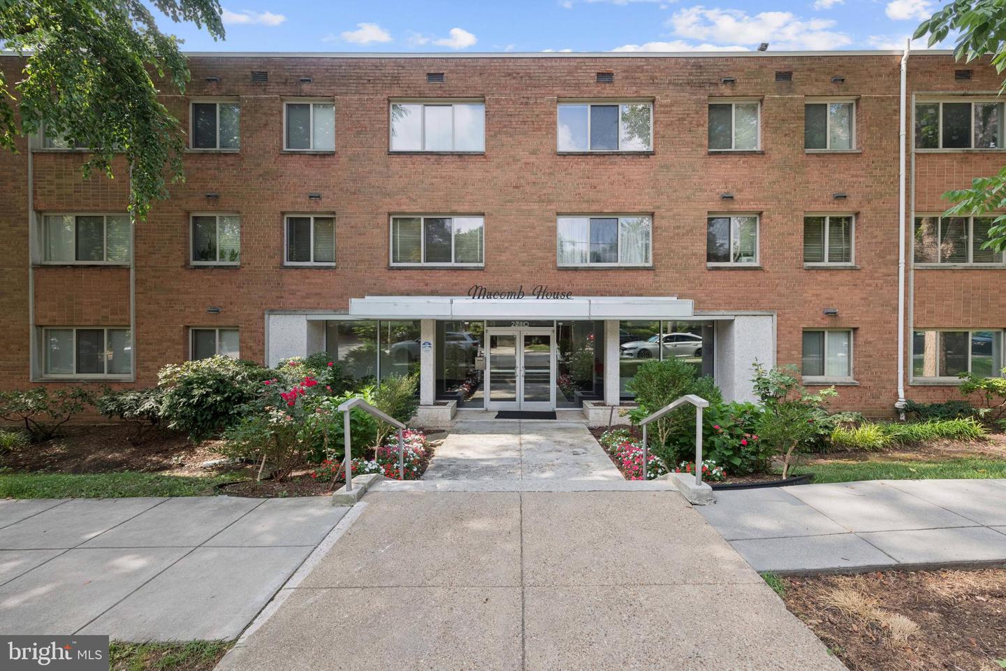 2710 MACOMB ST NW #403, WASHINGTON, District Of Columbia 20008, ,1 BathroomBathrooms,Residential,For sale,2710 MACOMB ST NW #403,DCDC2210152 MLS # DCDC2210152