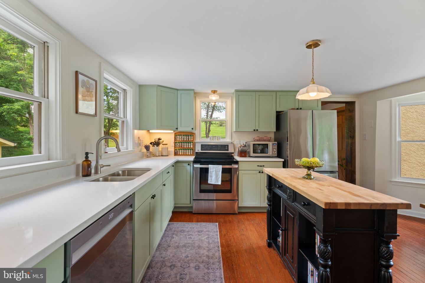 8520 MAIDSTONE RD, DELAPLANE, Virginia 20144, 3 Bedrooms Bedrooms, ,2 BathroomsBathrooms,Residential,For sale,8520 MAIDSTONE RD,VAFQ2017432 MLS # VAFQ2017432