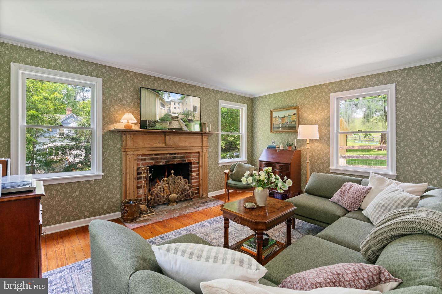 8520 MAIDSTONE RD, DELAPLANE, Virginia 20144, 3 Bedrooms Bedrooms, ,2 BathroomsBathrooms,Residential,For sale,8520 MAIDSTONE RD,VAFQ2017432 MLS # VAFQ2017432