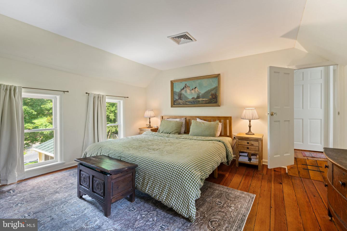 8520 MAIDSTONE RD, DELAPLANE, Virginia 20144, 3 Bedrooms Bedrooms, ,2 BathroomsBathrooms,Residential,For sale,8520 MAIDSTONE RD,VAFQ2017432 MLS # VAFQ2017432