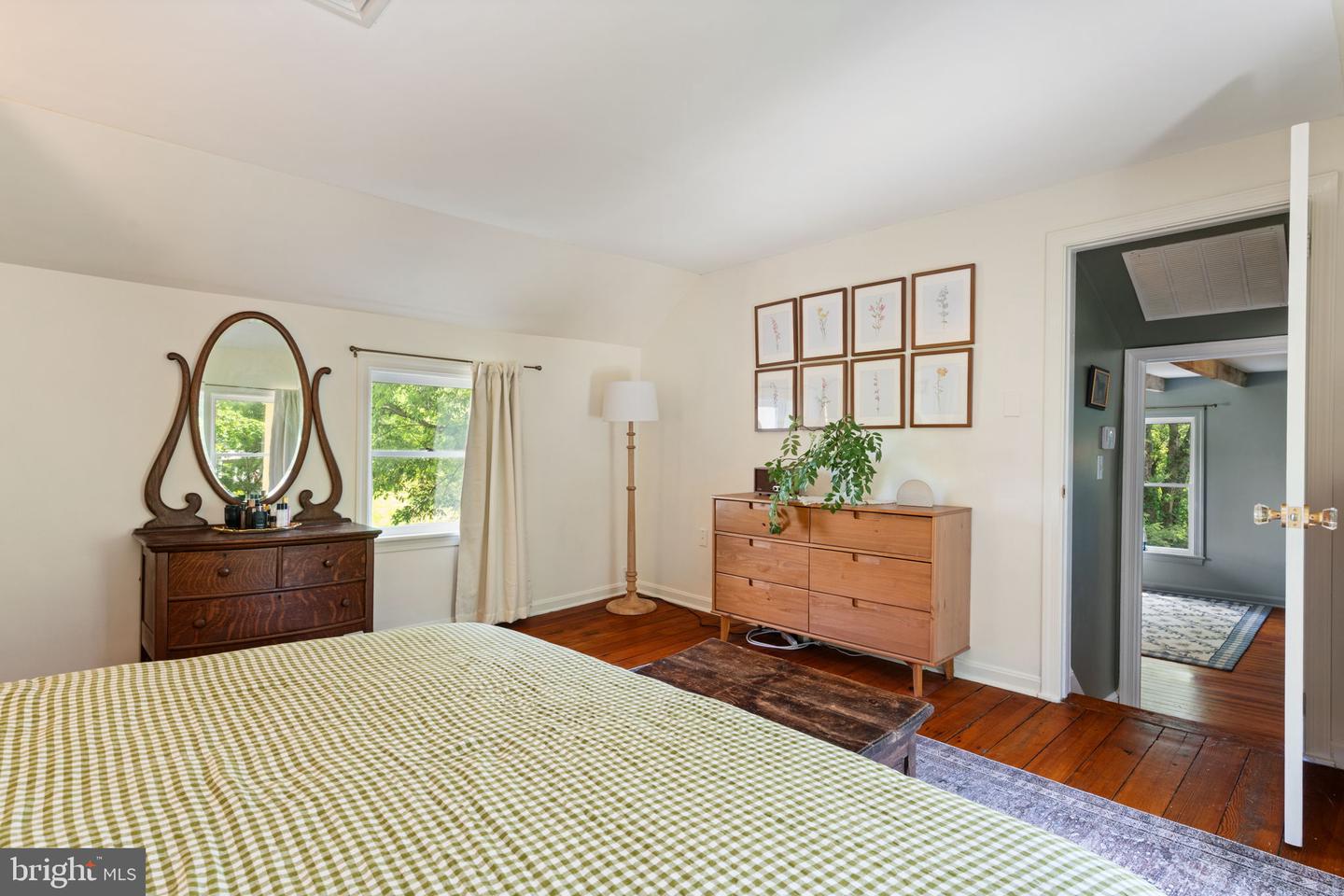 8520 MAIDSTONE RD, DELAPLANE, Virginia 20144, 3 Bedrooms Bedrooms, ,2 BathroomsBathrooms,Residential,For sale,8520 MAIDSTONE RD,VAFQ2017432 MLS # VAFQ2017432