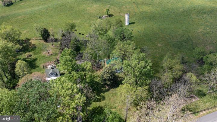 8520 MAIDSTONE RD, DELAPLANE, Virginia 20144, 3 Bedrooms Bedrooms, ,2 BathroomsBathrooms,Residential,For sale,8520 MAIDSTONE RD,VAFQ2017432 MLS # VAFQ2017432